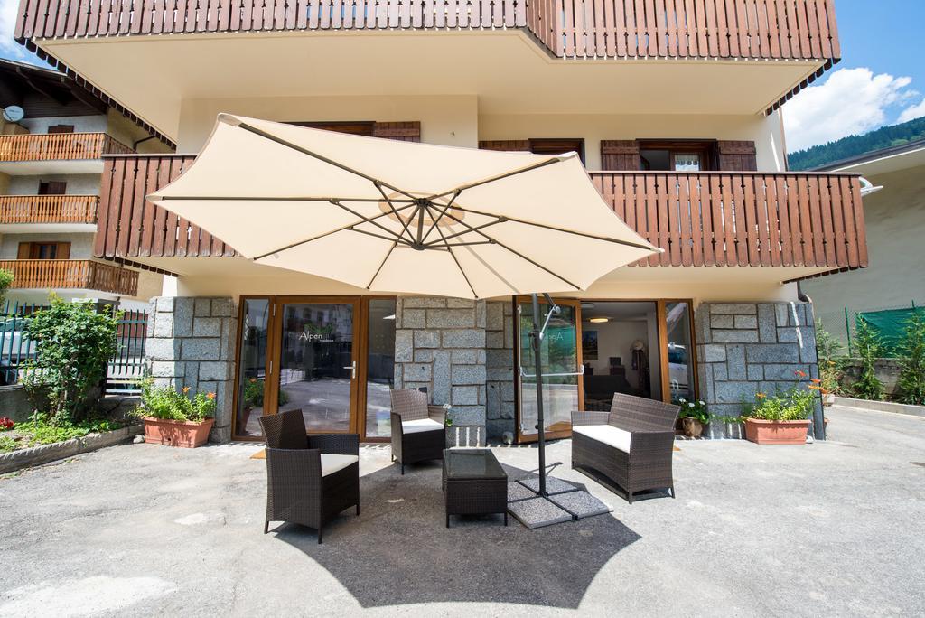 Residence Alpen Casavacanze Pinzolo Buitenkant foto