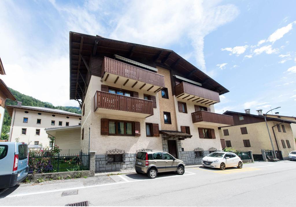 Residence Alpen Casavacanze Pinzolo Buitenkant foto